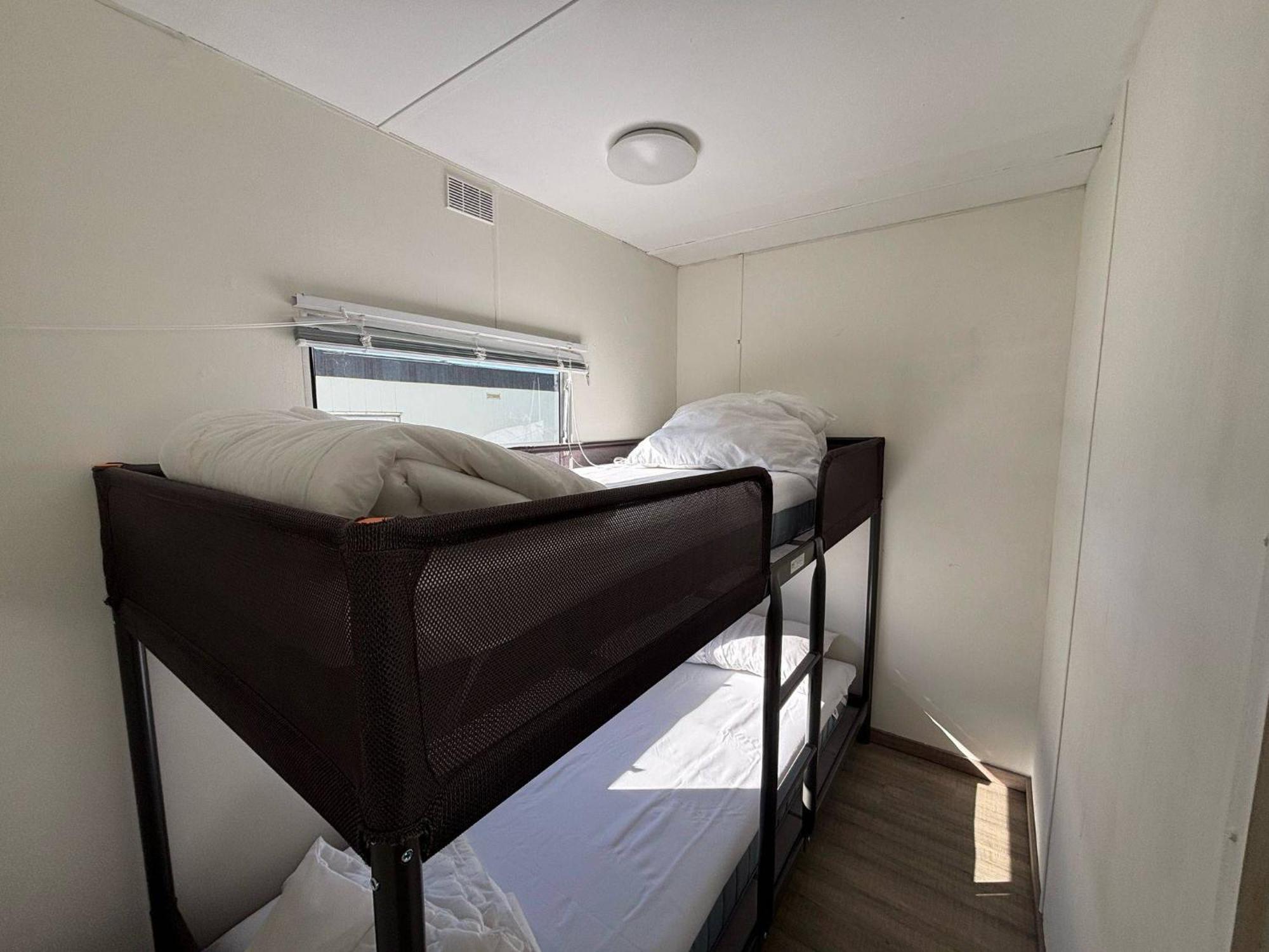 Mobile Home Au Camping New Vennepark Harendijk エクステリア 写真